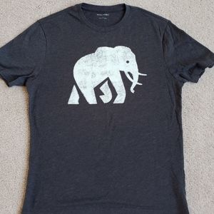 Banana Republic Graphic Tee